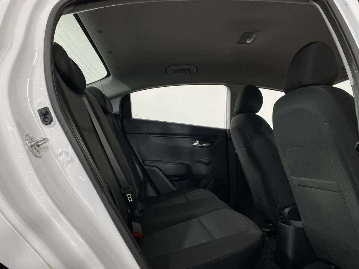 Kia Rio 2021 года с пробегом. Фото: #15