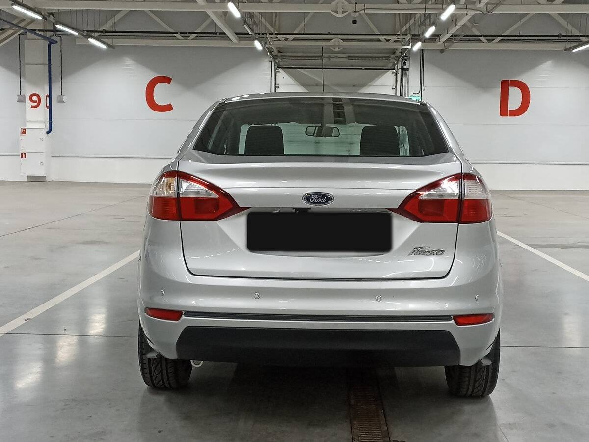 Ford Fiesta 2015 года с пробегом. Фото: #5
