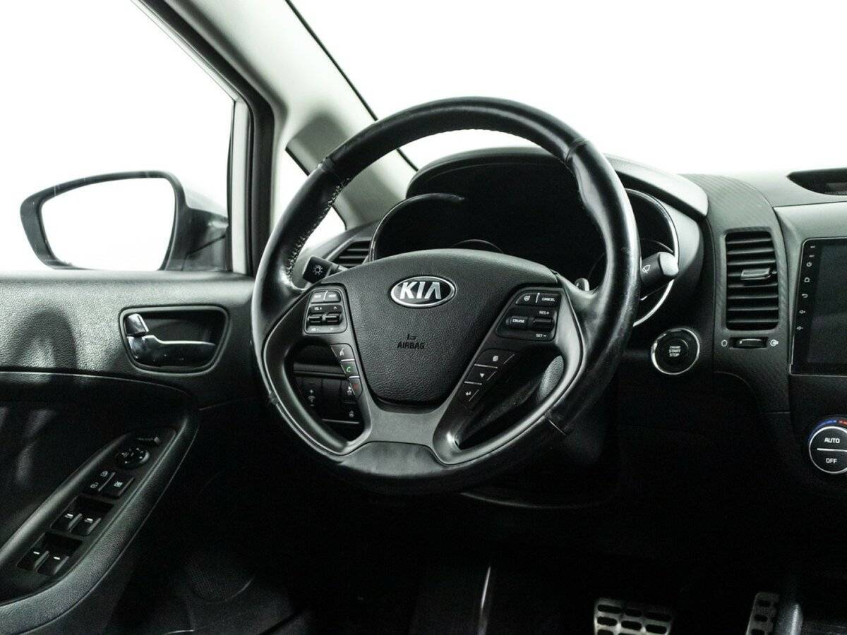 Kia Cerato 2015 года с пробегом. Фото: #17
