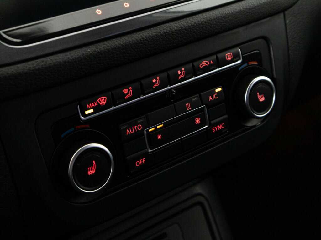 Volkswagen Tiguan 2012 года с пробегом. Фото: #17