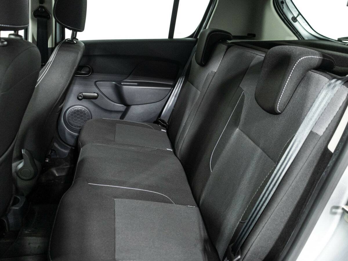 Renault Sandero 2022 года с пробегом. Фото: #9