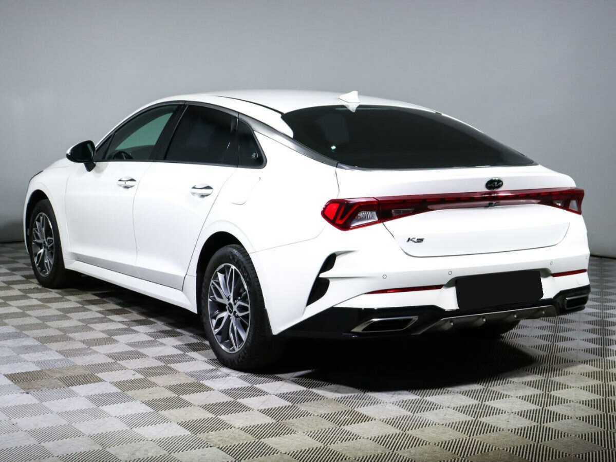 Kia K5 2021 года с пробегом. Фото: #5
