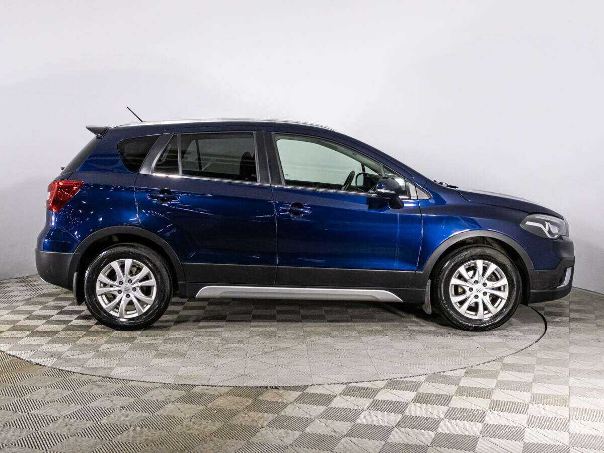 Suzuki SX4 2018 года с пробегом. Фото: #3