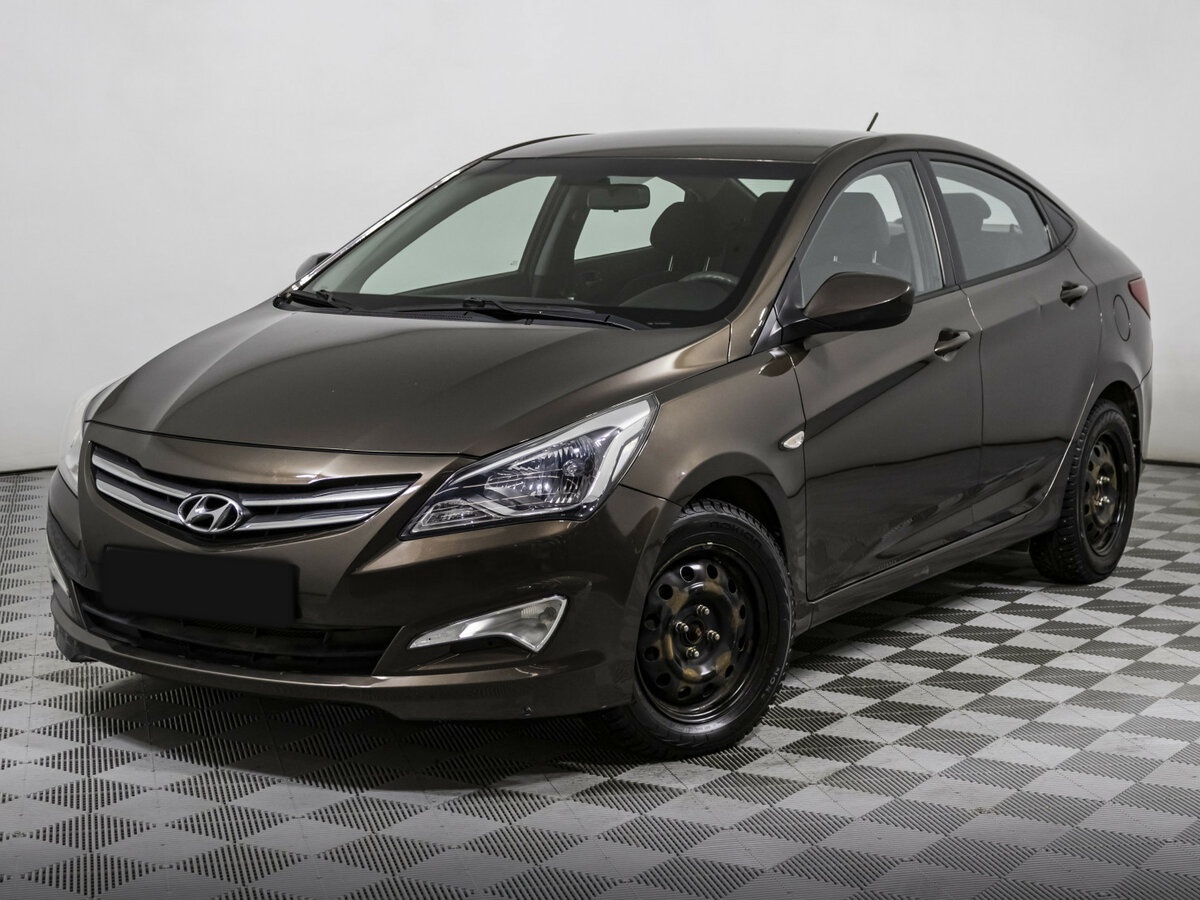 Hyundai Solaris 2015 года с пробегом. Посмотреть фото