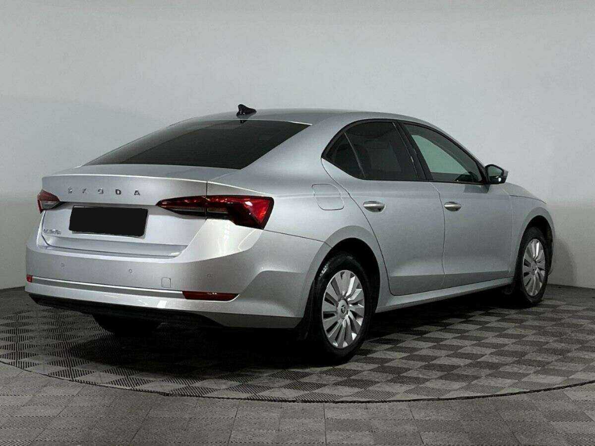 Skoda Octavia 2021 года с пробегом. Фото: #4