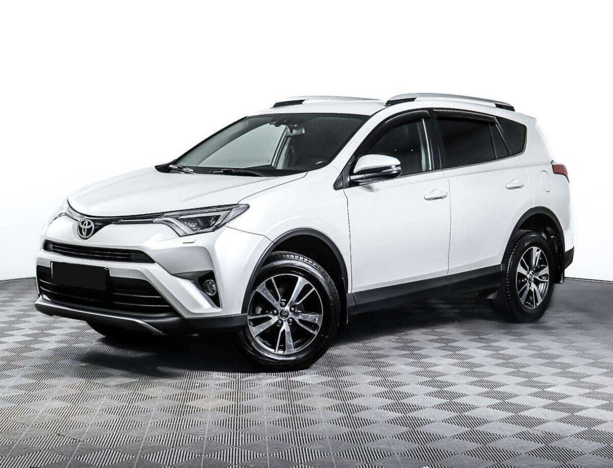 Toyota RAV4 2019 года с пробегом. Посмотреть фото