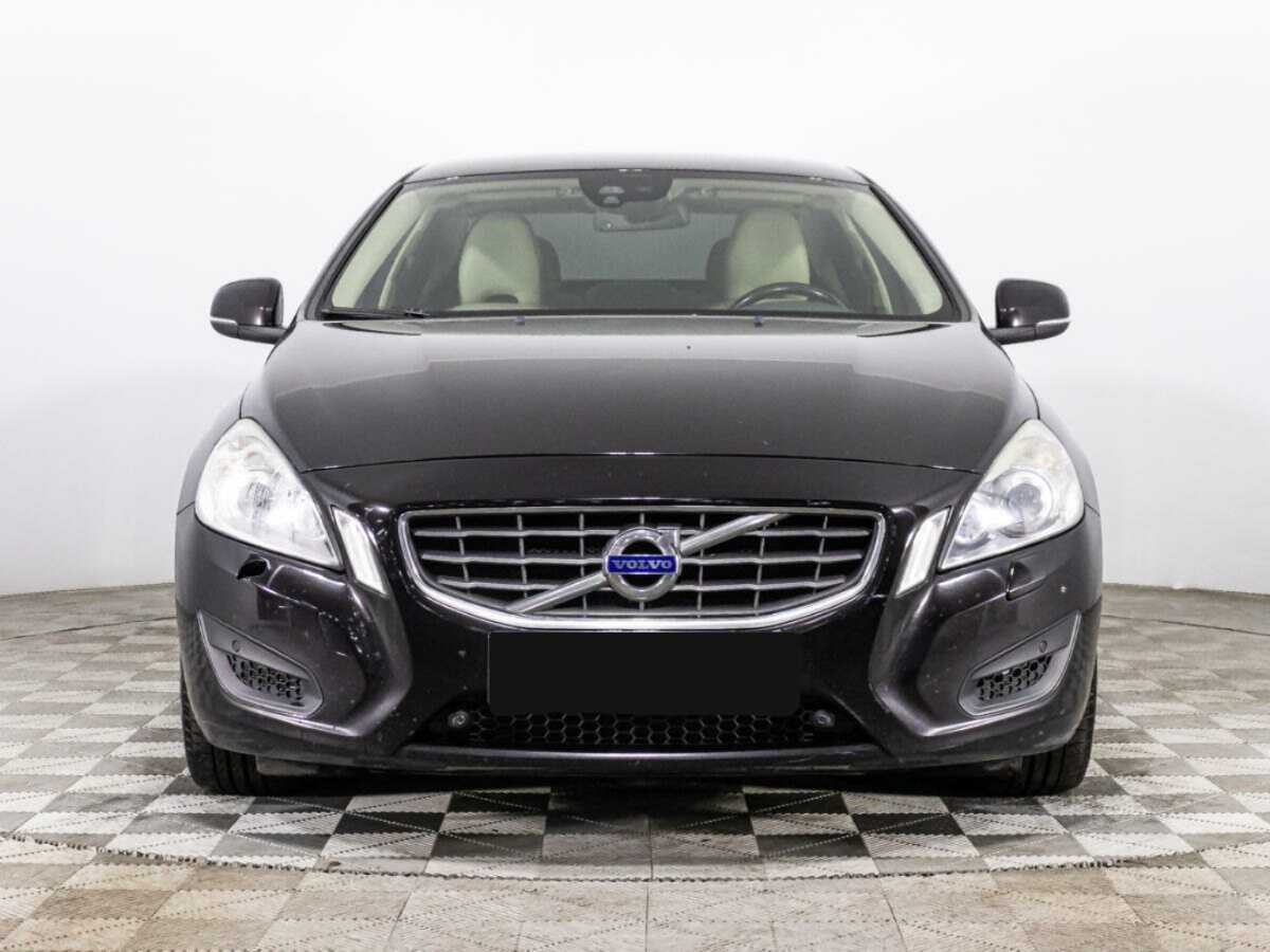 Volvo S60 2012 года с пробегом. Фото: #1