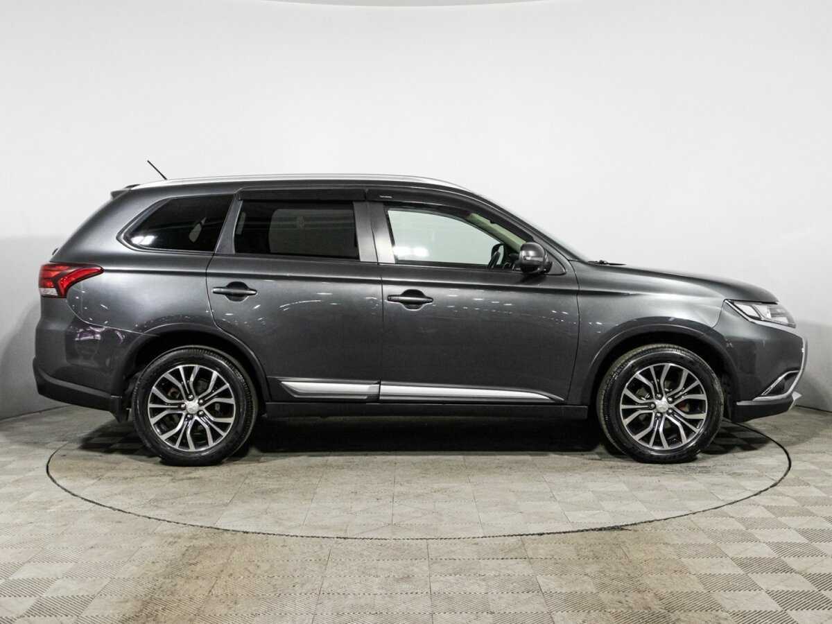 Mitsubishi Outlander 2015 года с пробегом. Фото: #3