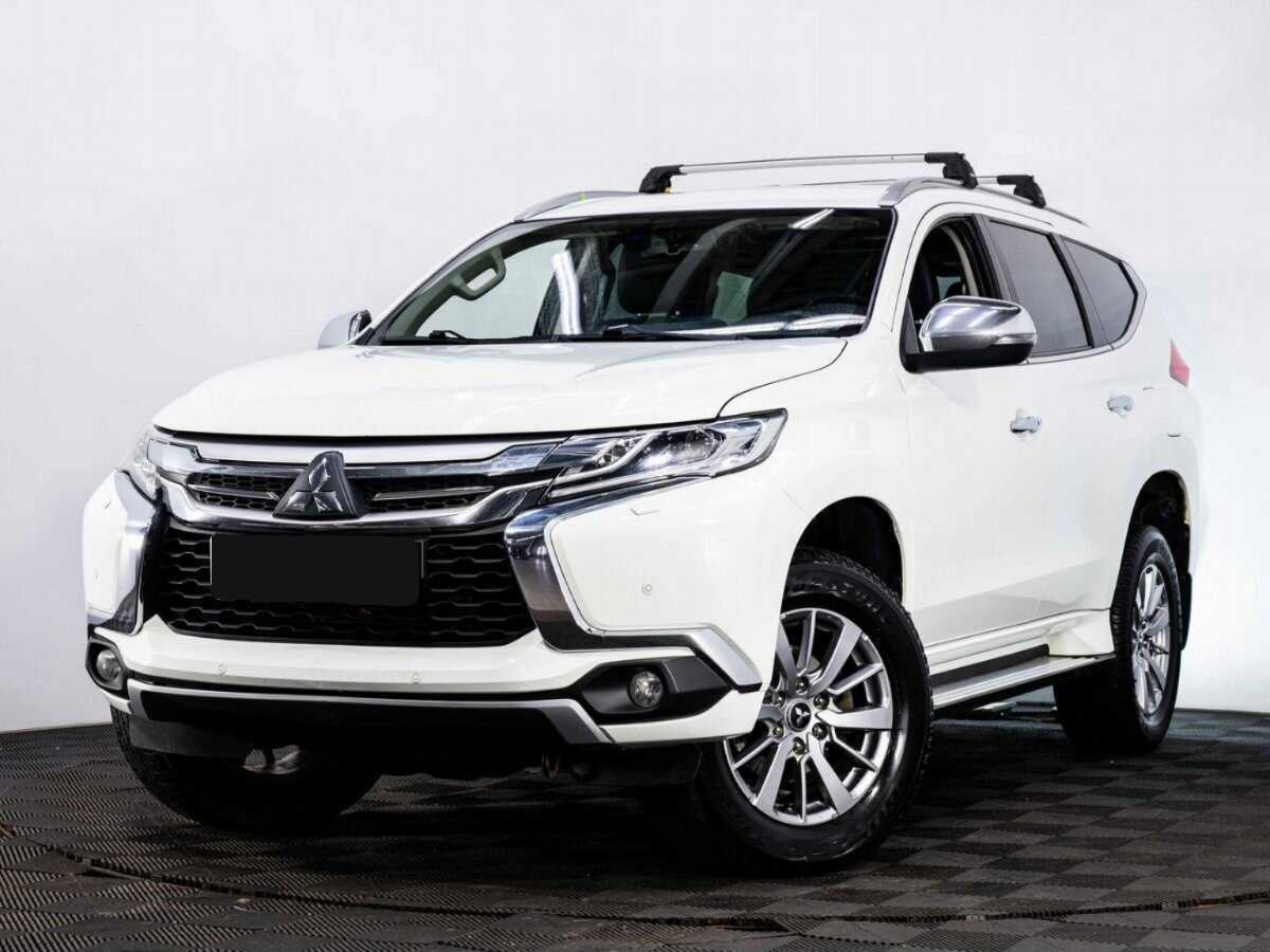 Mitsubishi Pajero Sport 2017 года с пробегом. Фото: #0