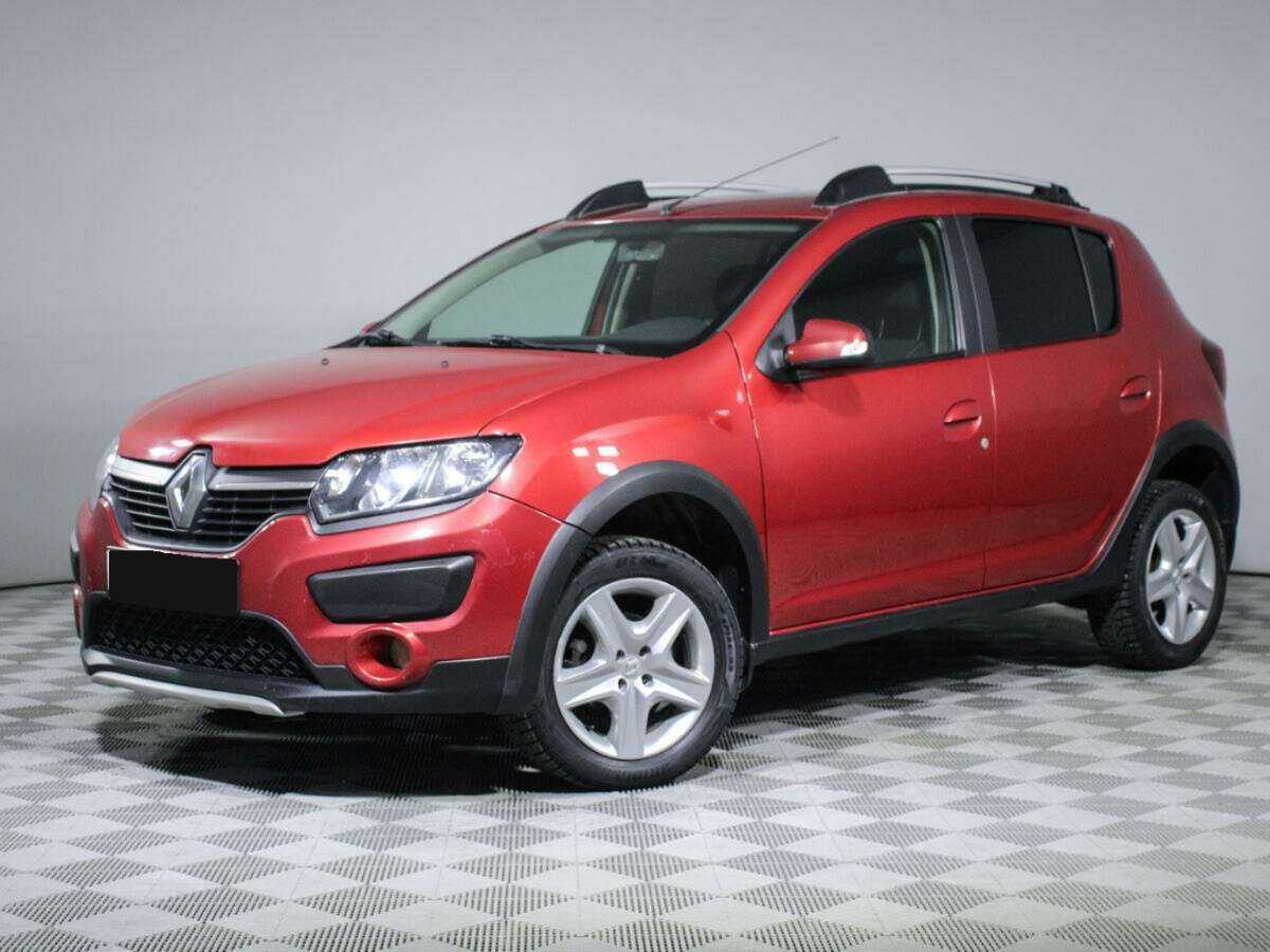 Renault Sandero 2015 года с пробегом. Посмотреть фото