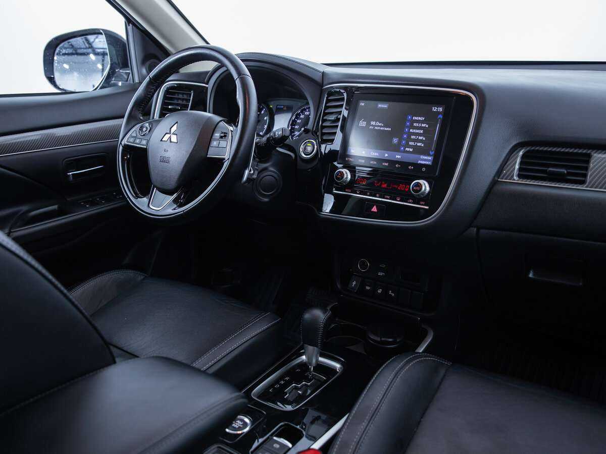 Mitsubishi Outlander 2021 года с пробегом. Фото: #8