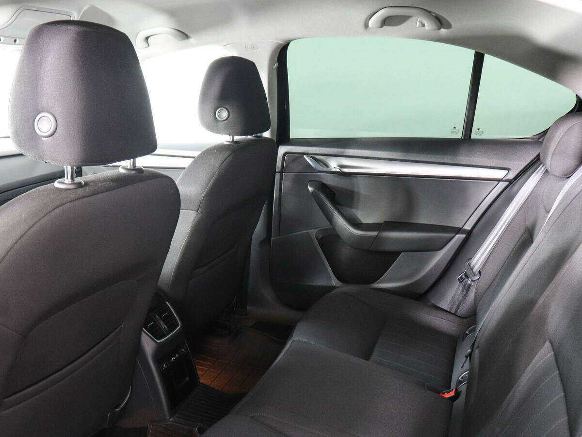 Skoda Octavia 2018 года с пробегом. Фото: #10