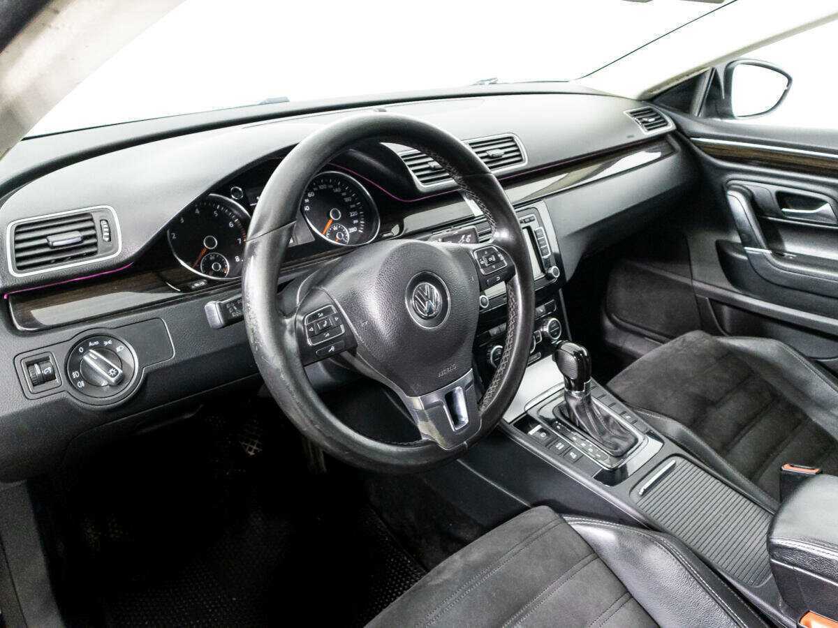 Volkswagen Passat CC 2013 года с пробегом. Фото: #10
