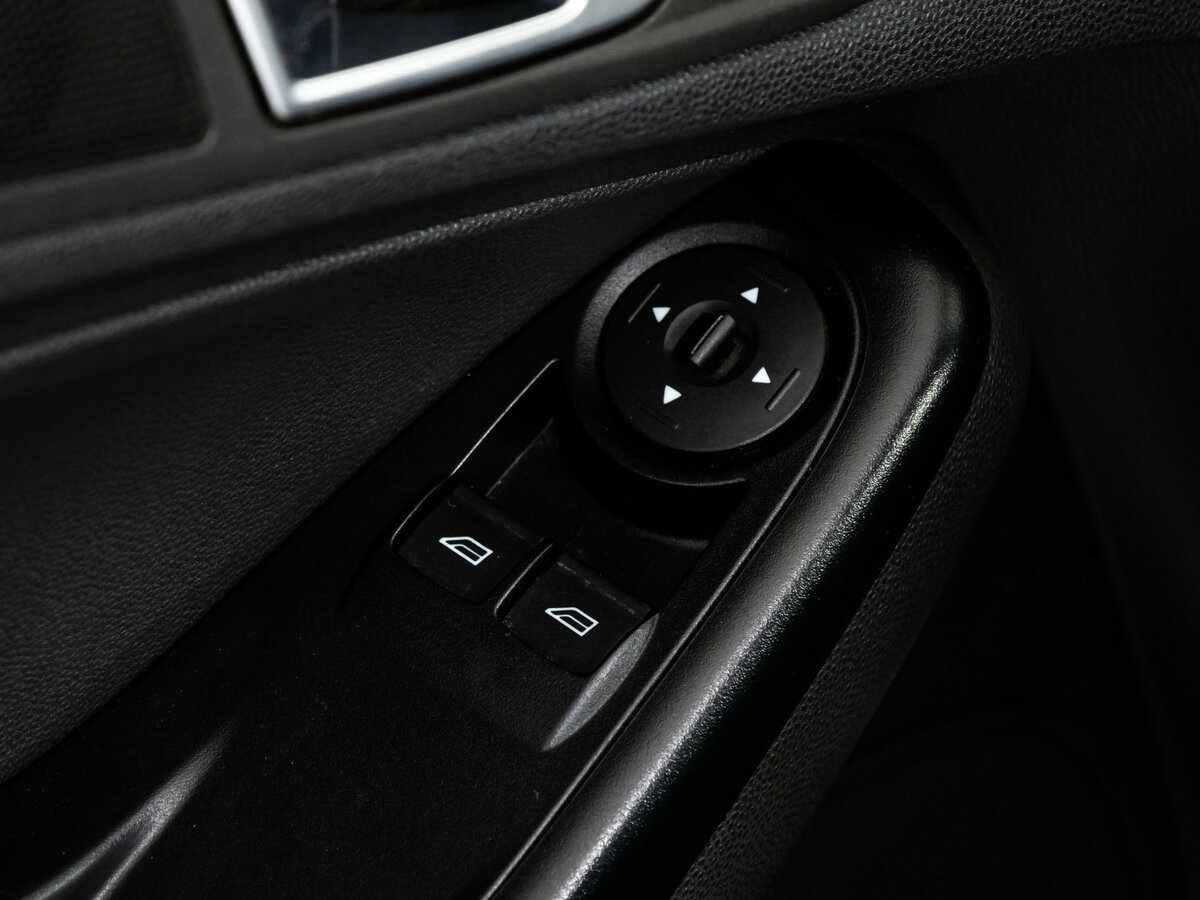 Ford Fiesta 2016 года с пробегом. Фото: #11