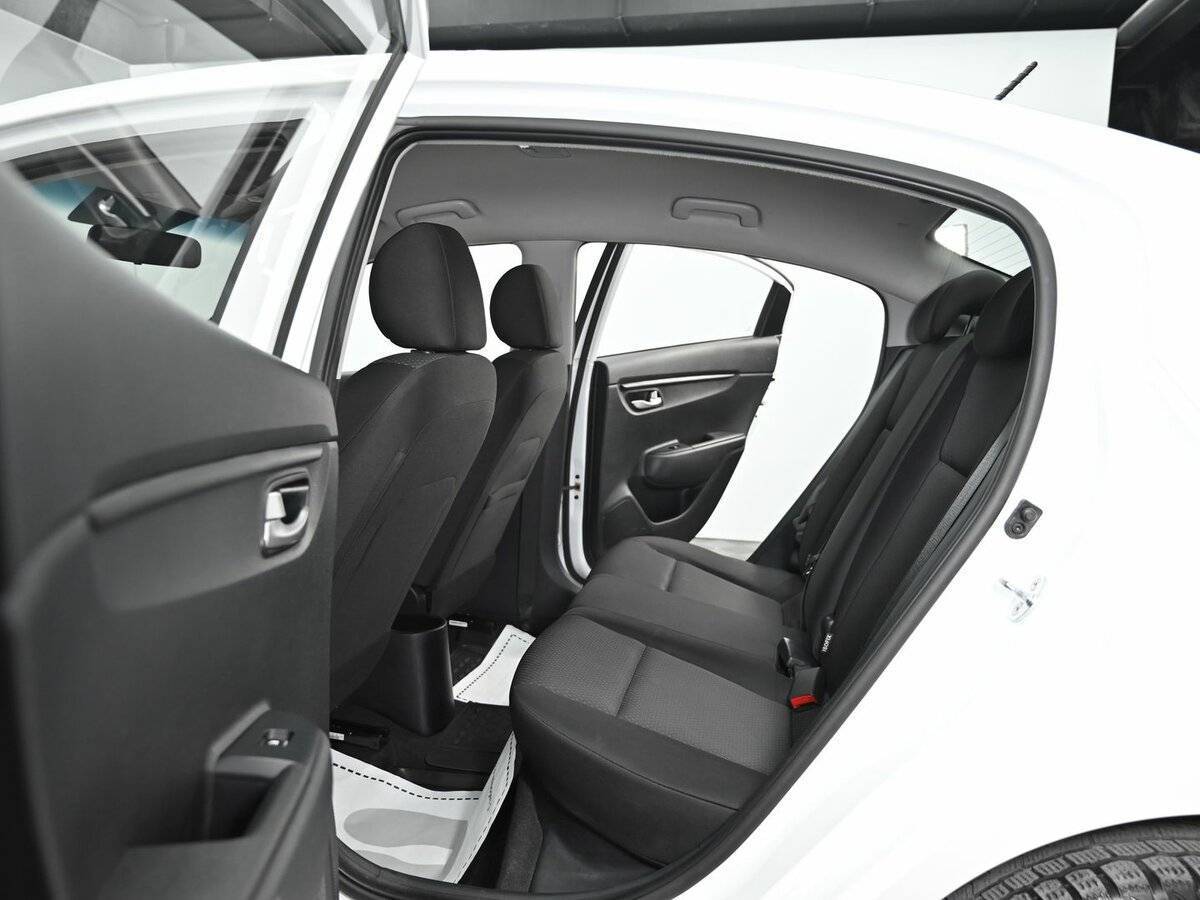 Kia Rio 2022 года с пробегом. Фото: #14