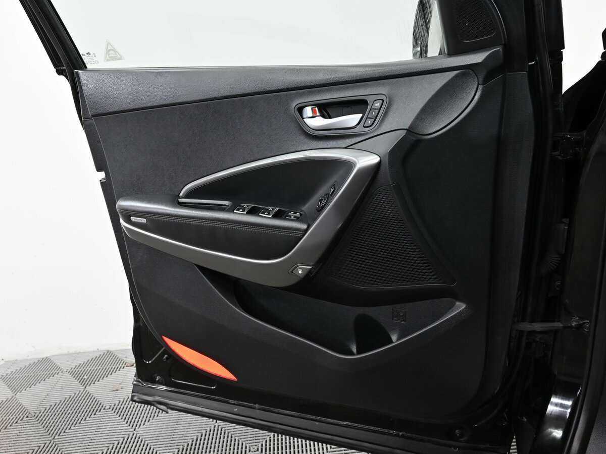 Hyundai Santa Fe 2014 года с пробегом. Фото: #10