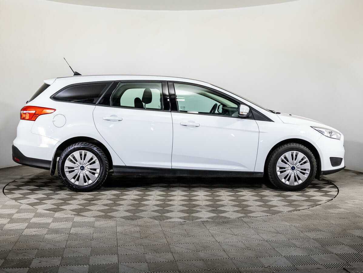 Ford Focus 2017 года с пробегом. Фото: #3