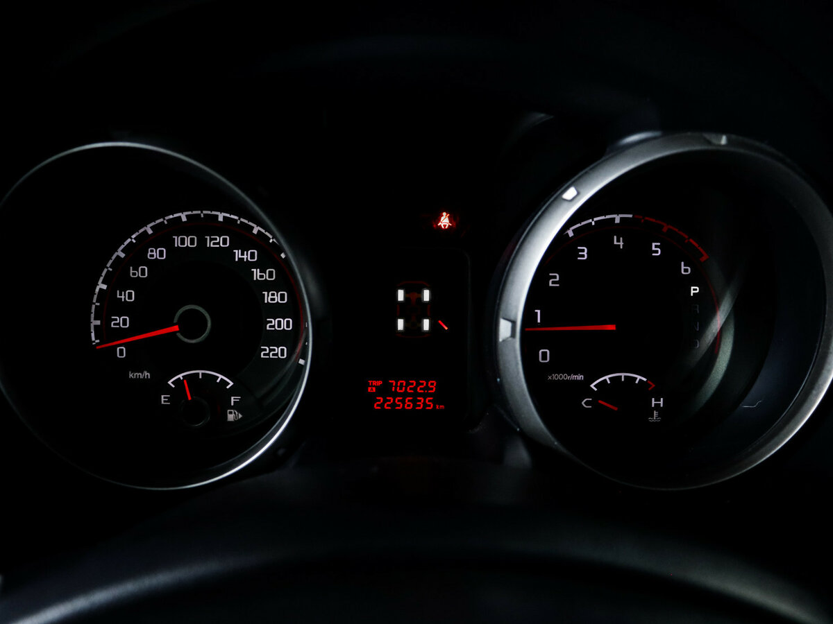 Mitsubishi Pajero 2012 года с пробегом. Фото: #8