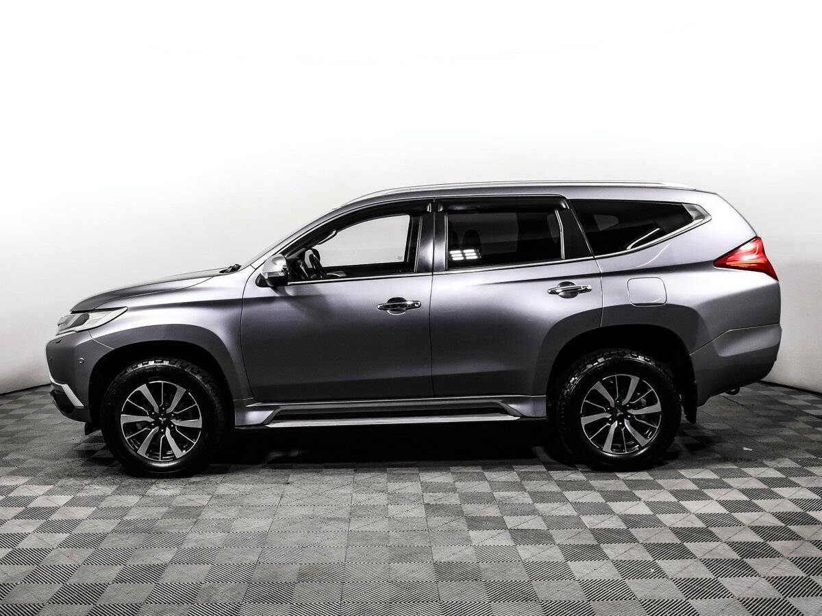 Mitsubishi Pajero Sport 2017 года с пробегом. Фото: #7