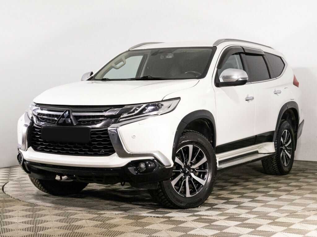 Mitsubishi Pajero Sport 2018 года с пробегом. Посмотреть фото