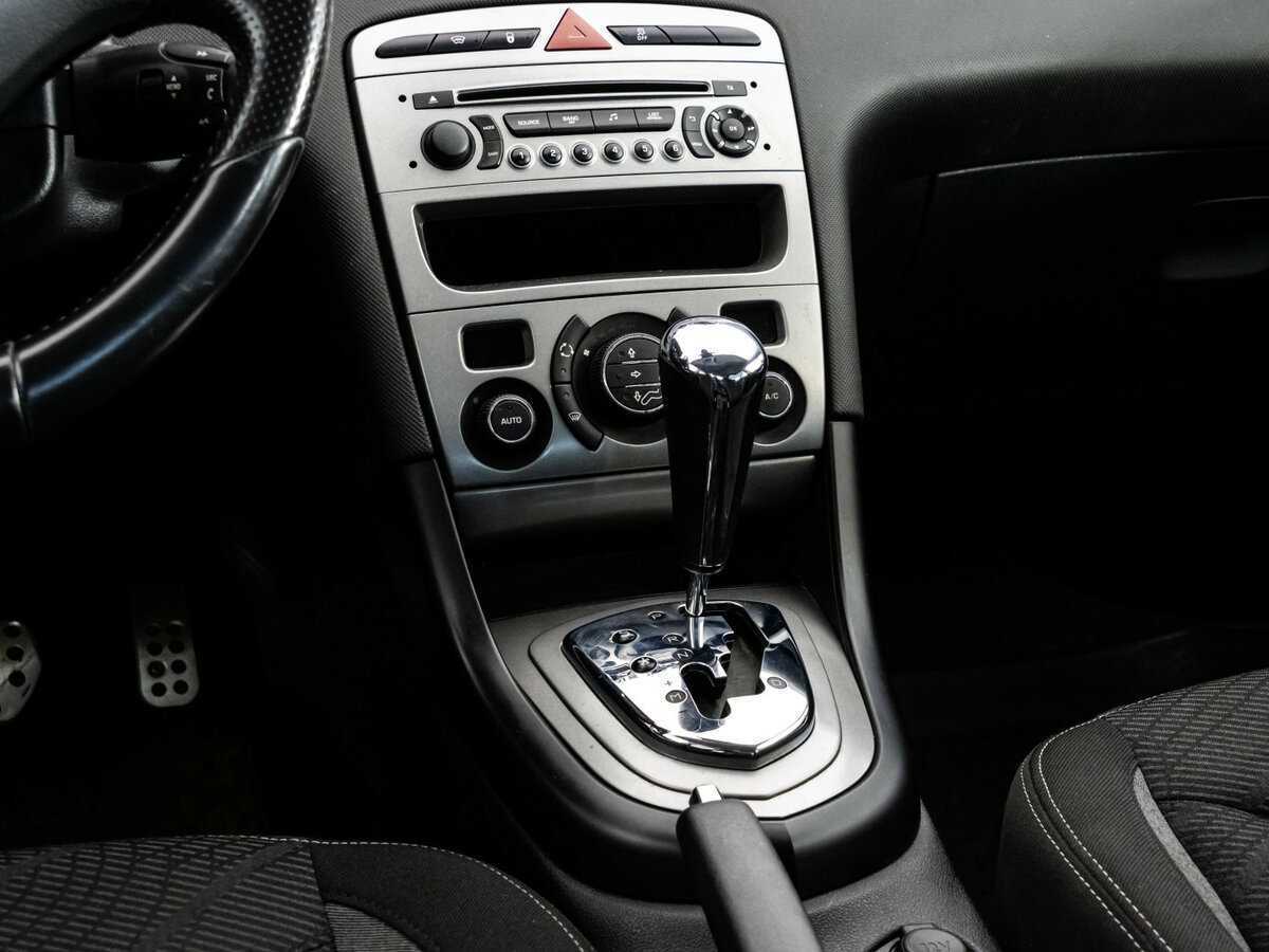 Peugeot 408 2016 года с пробегом. Фото: #9