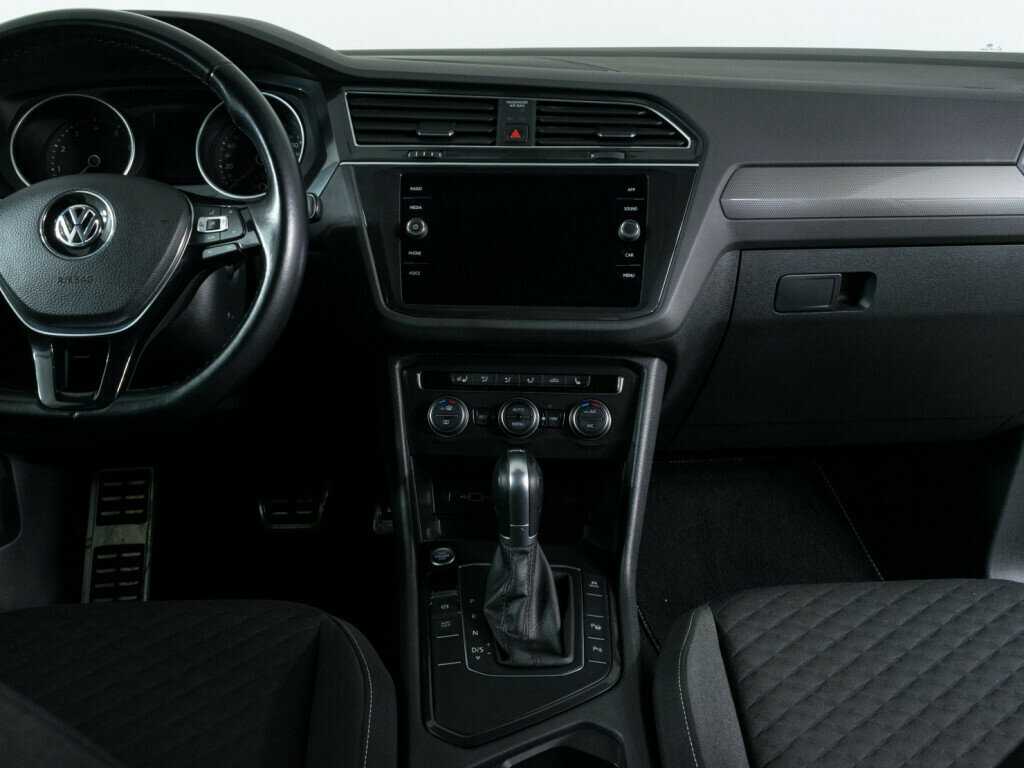 Volkswagen Tiguan 2018 года с пробегом. Фото: #9