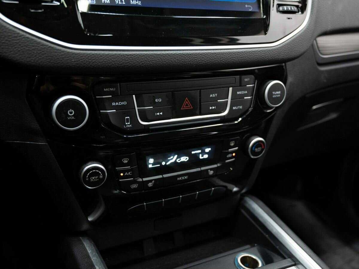 Geely Emgrand X7 2019 года с пробегом. Фото: #22