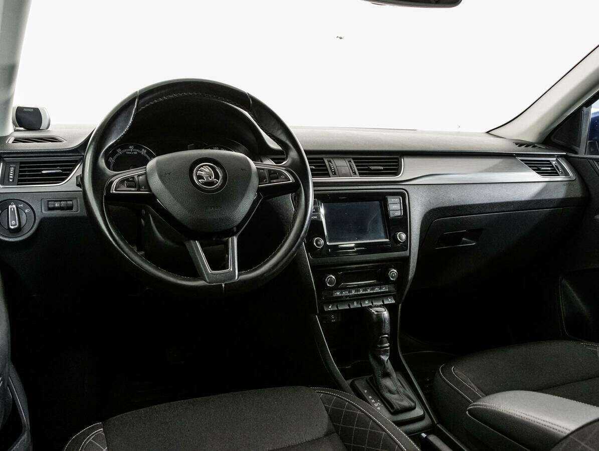 Skoda Rapid 2017 года с пробегом. Фото: #9