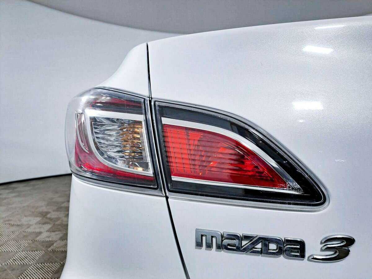 Mazda 3 2013 года с пробегом. Фото: #9