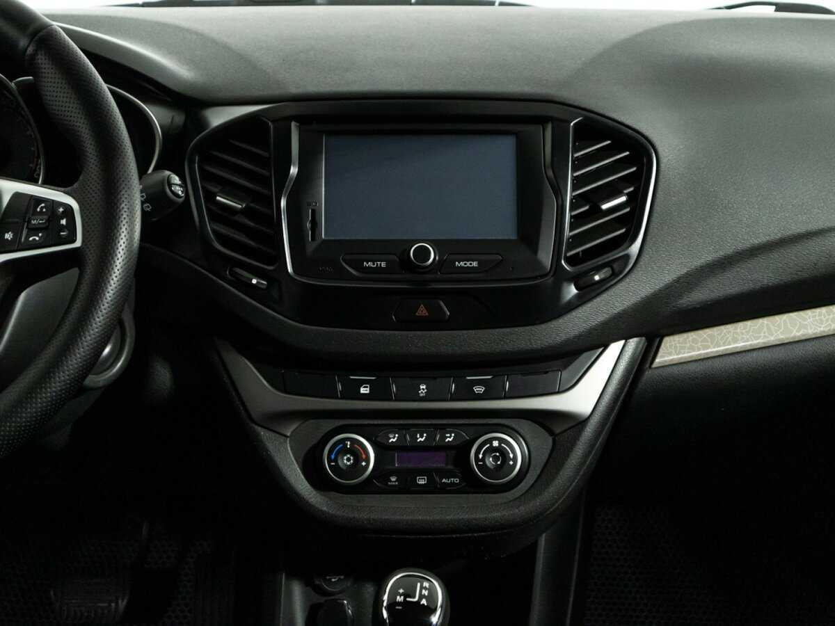 Lada (ВАЗ) Vesta 2019 года с пробегом. Фото: #13