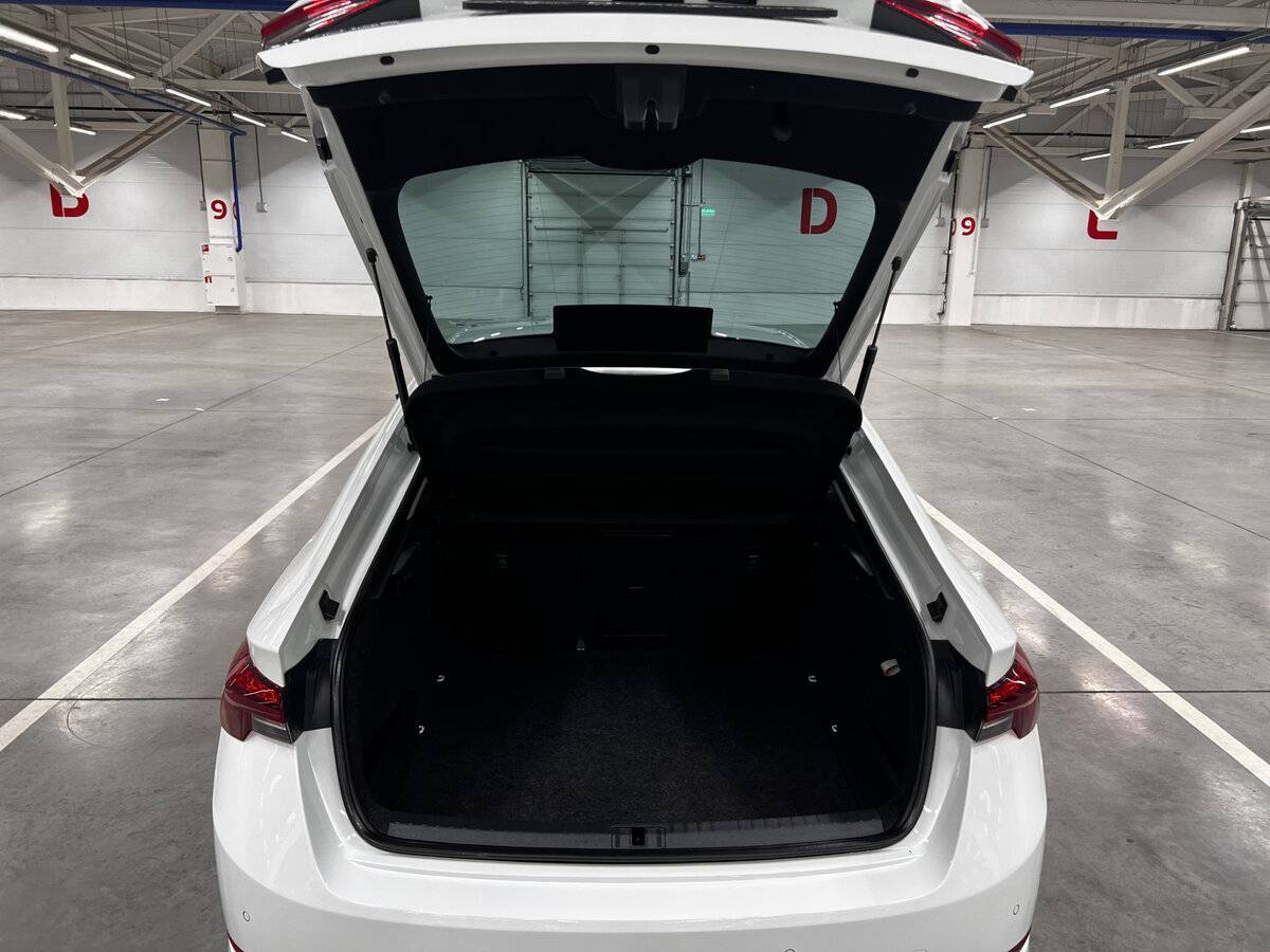 Skoda Octavia 2020 года с пробегом. Фото: #9