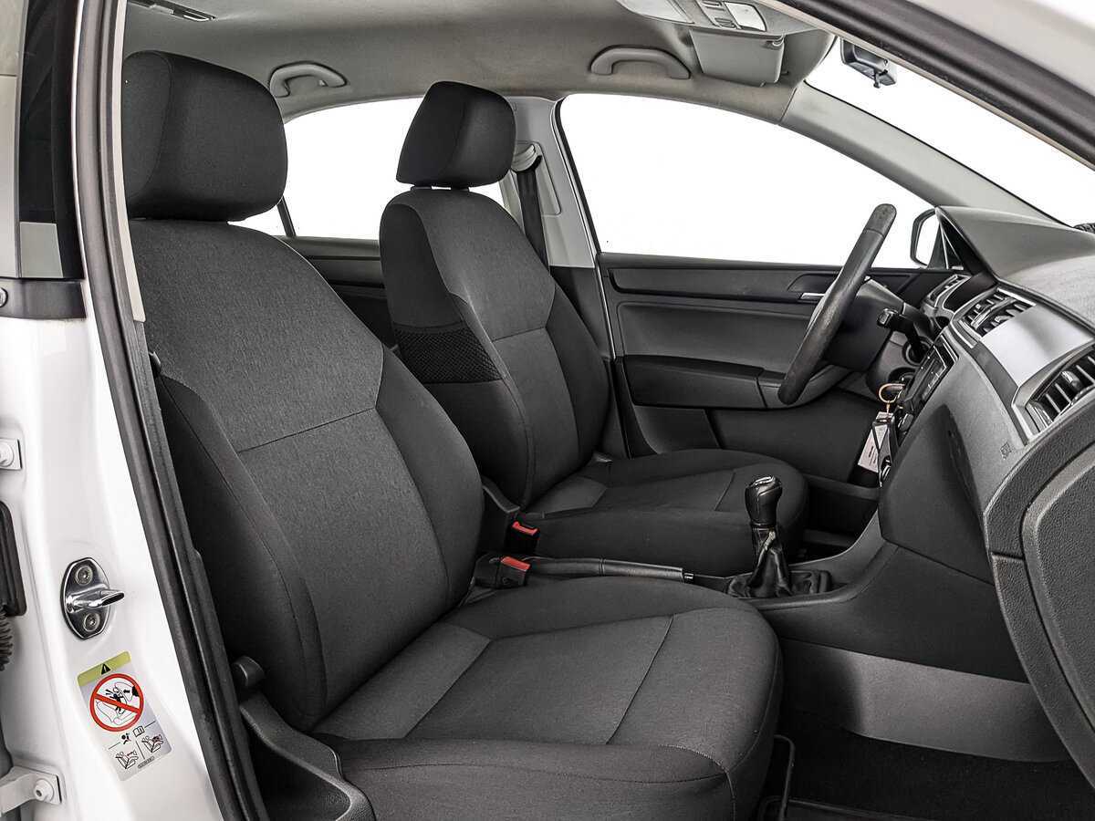 Skoda Rapid 2017 года с пробегом. Фото: #23