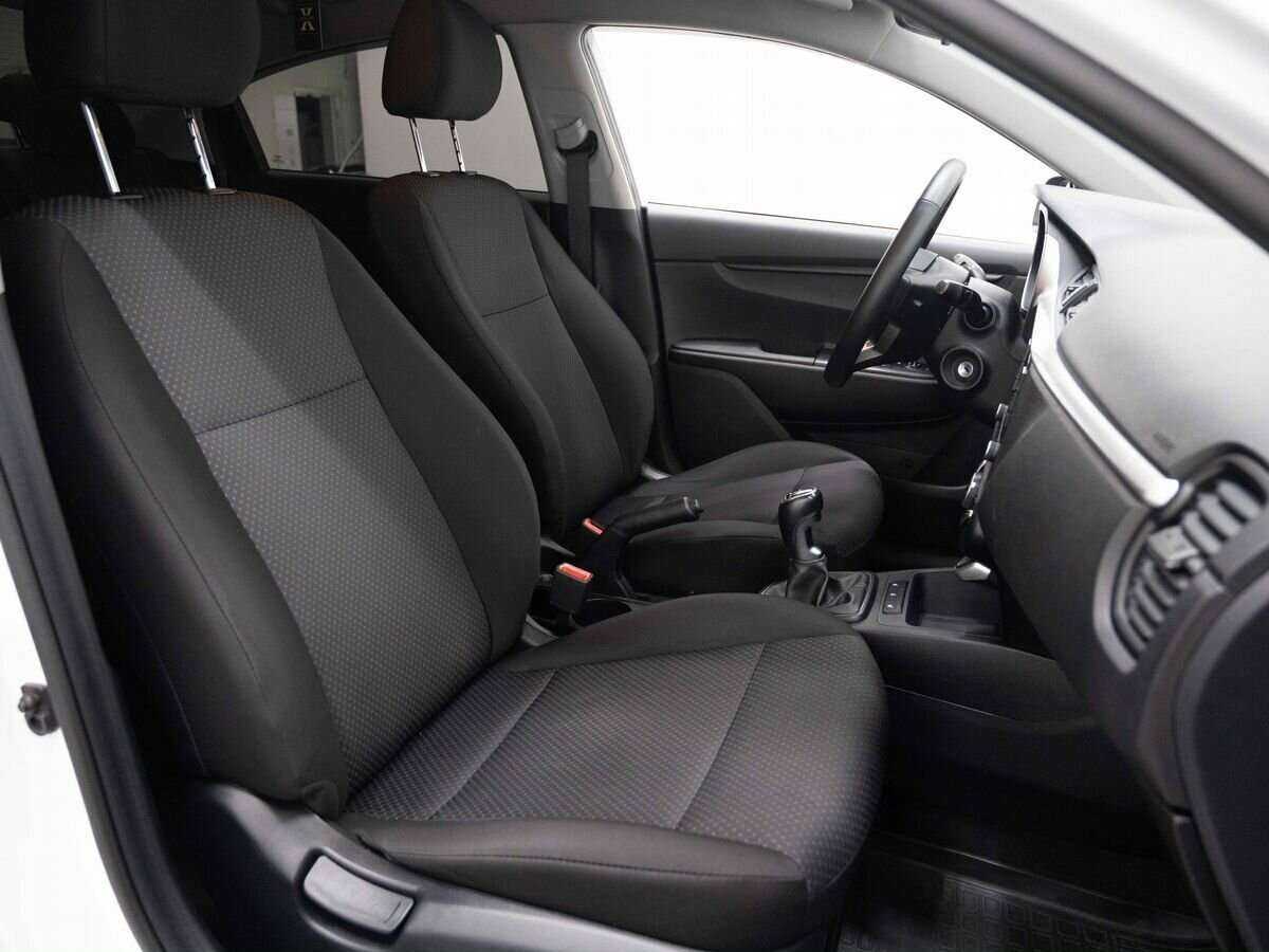 Kia Rio 2022 года с пробегом. Фото: #10