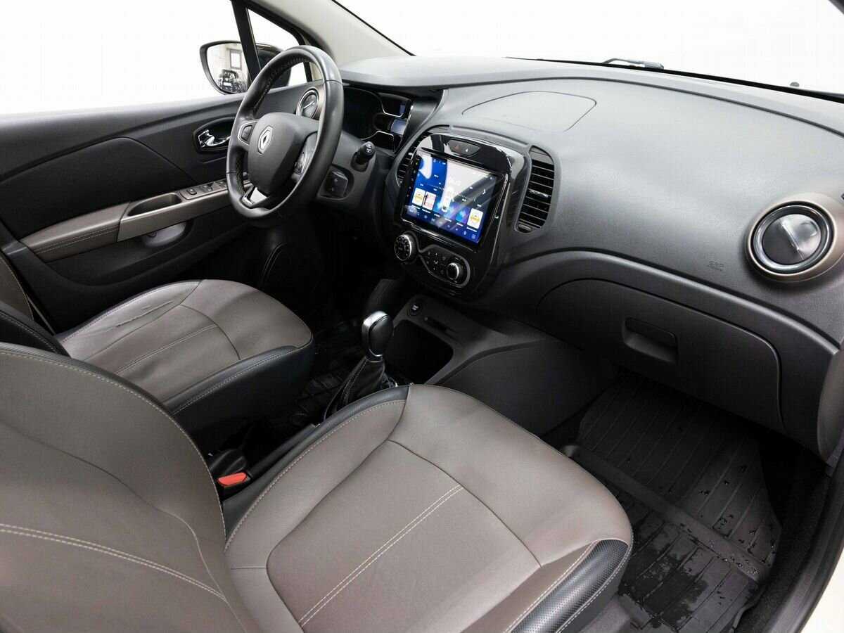 Renault Kaptur 2018 года с пробегом. Фото: #10