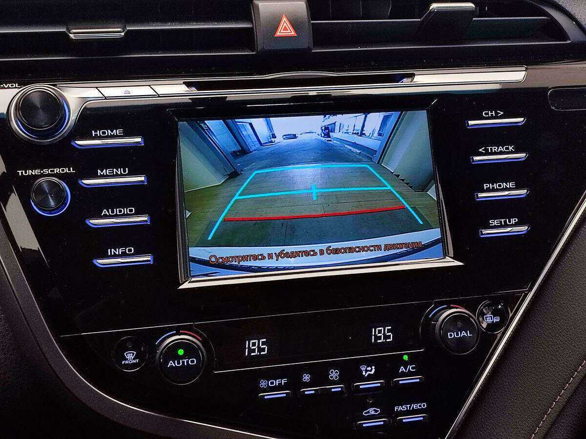 Toyota Camry 2018 года с пробегом. Фото: #14