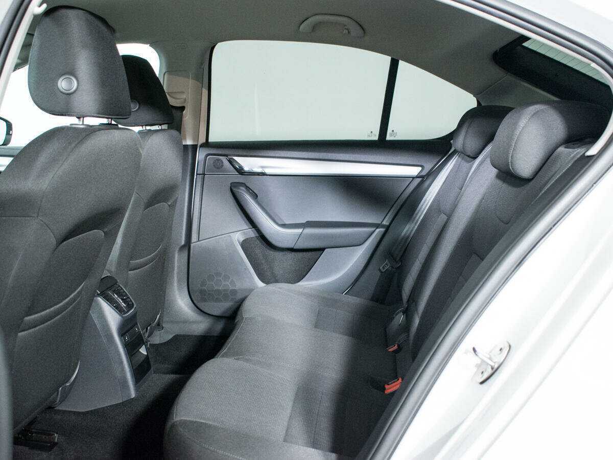 Skoda Octavia 2016 года с пробегом. Фото: #9