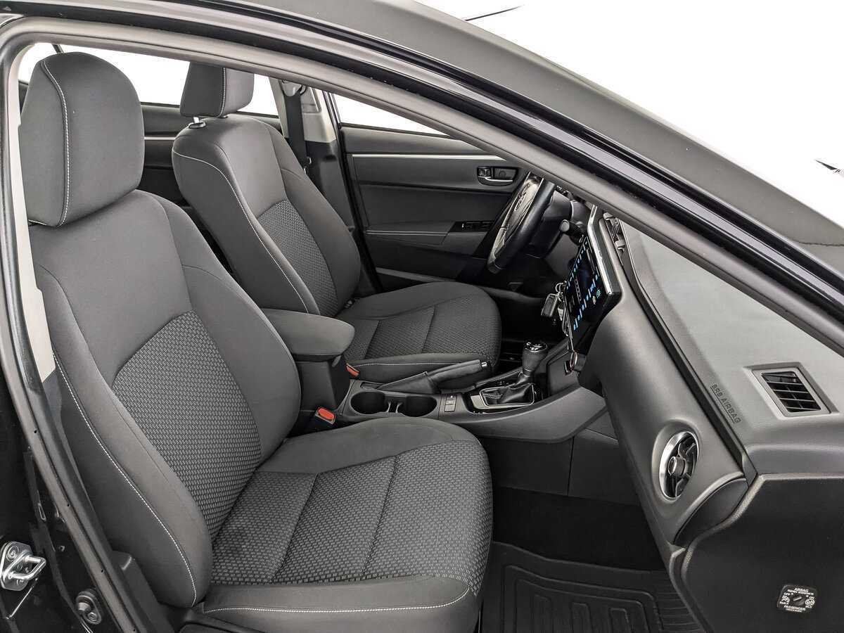 Toyota Corolla 2017 года с пробегом. Фото: #19