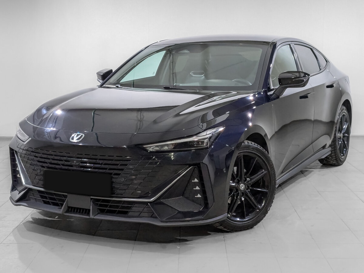 Changan UNI-V 2023 года с пробегом. Посмотреть фото