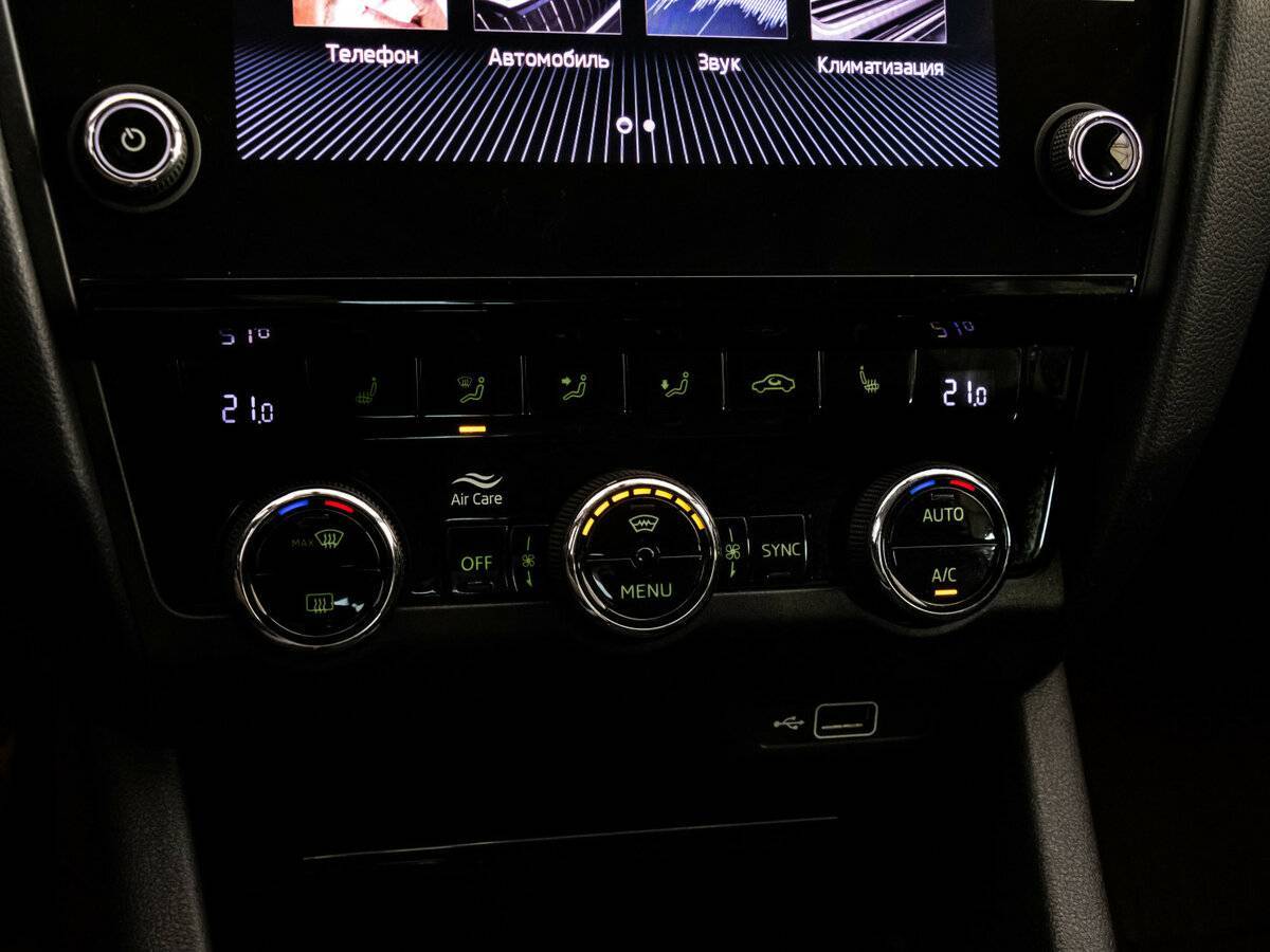 Skoda Octavia 2020 года с пробегом. Фото: #11