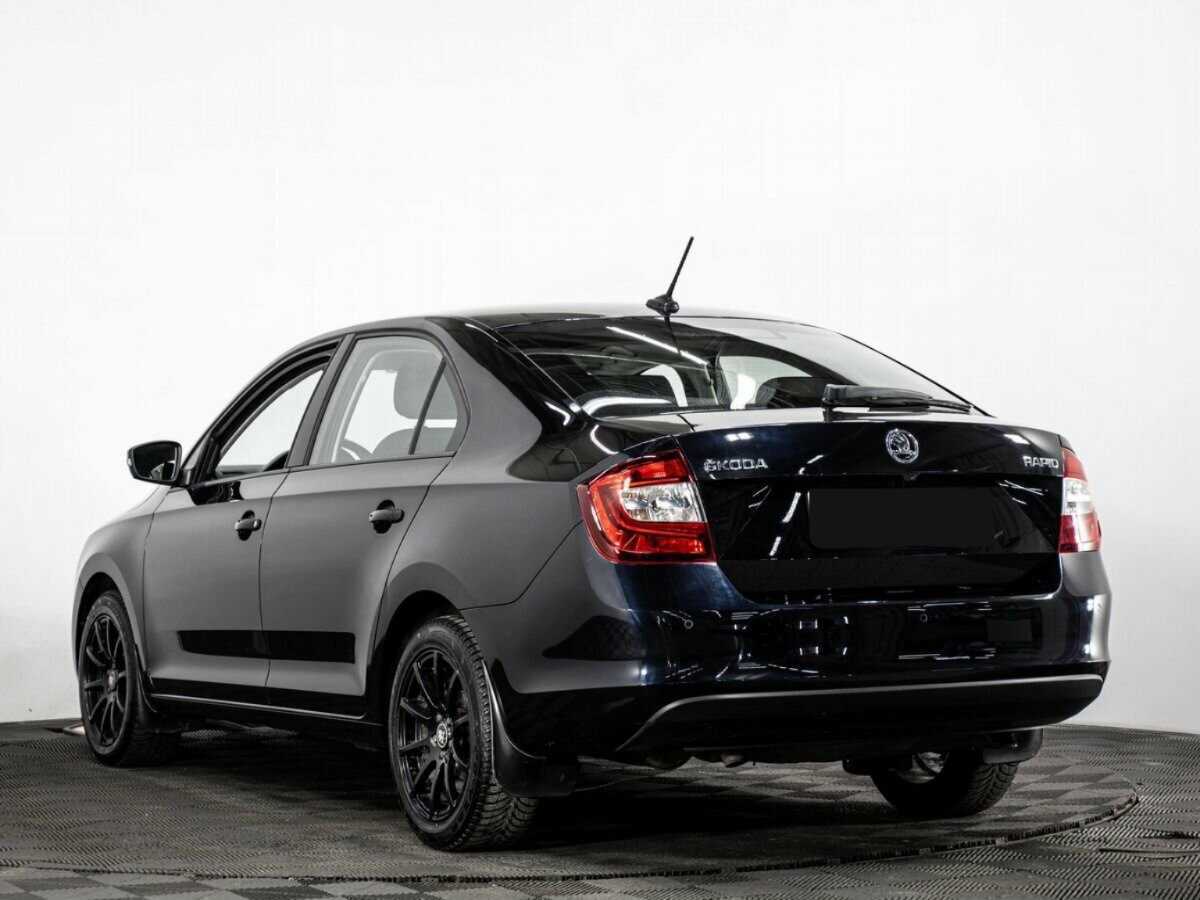 Skoda Rapid 2018 года с пробегом. Фото: #4