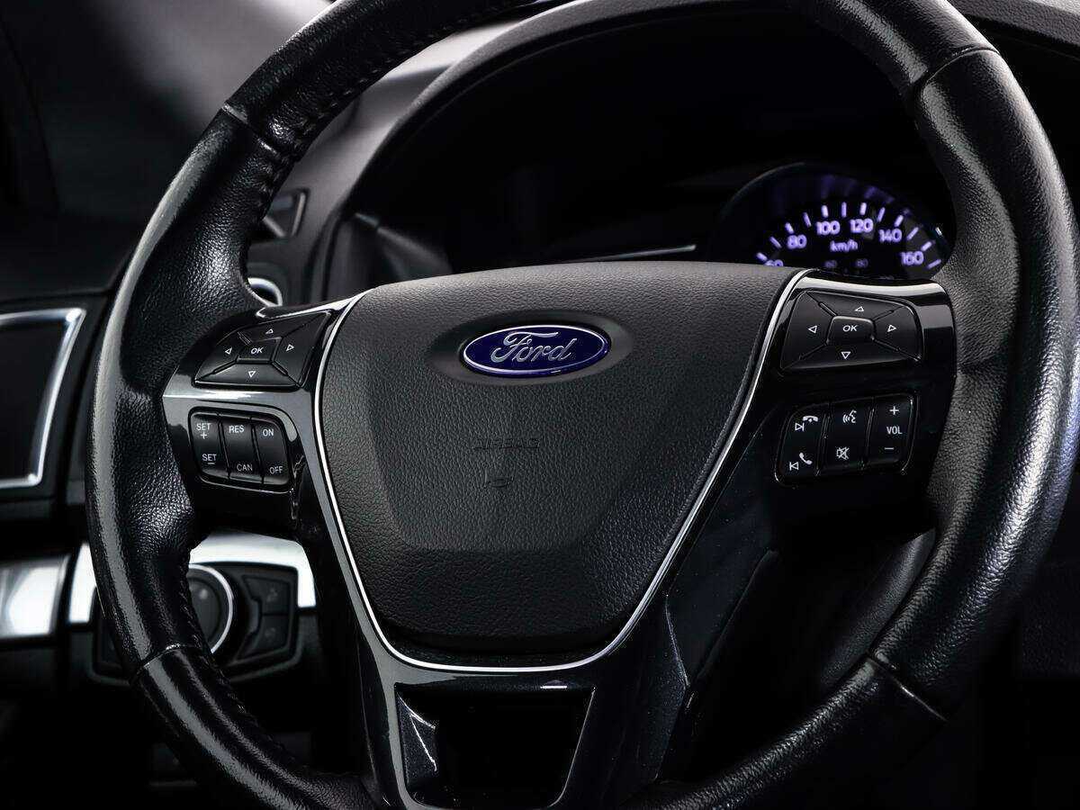 Ford Explorer 2017 года с пробегом. Фото: #13