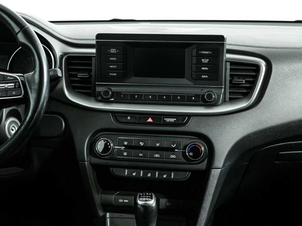 Kia Ceed 2020 года с пробегом. Фото: #14