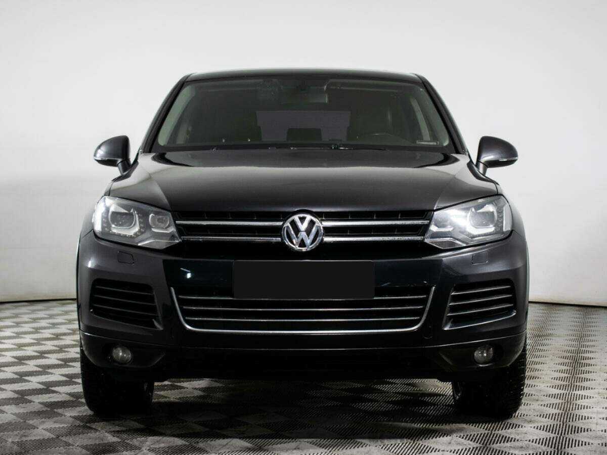 Volkswagen Touareg 2012 года с пробегом. Фото: #1