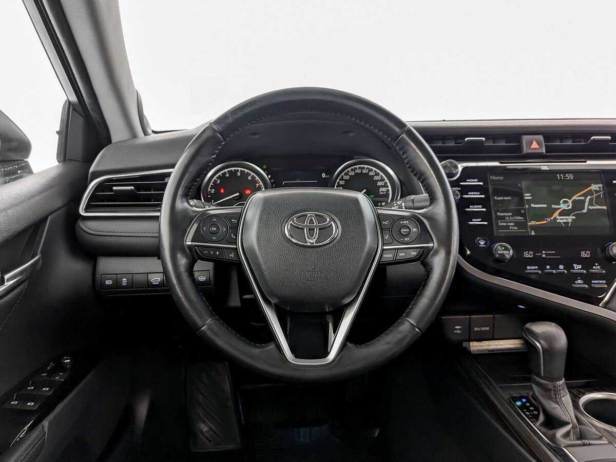Toyota Camry 2019 года с пробегом. Фото: #21