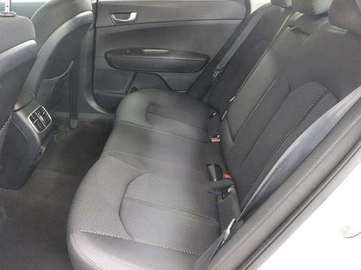 Kia Optima 2018 года с пробегом. Фото: #8