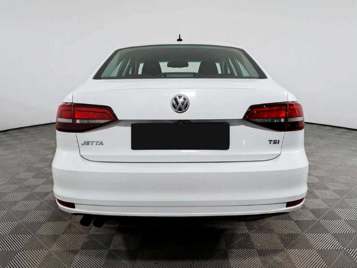 Volkswagen Jetta 2016 года с пробегом. Фото: #4