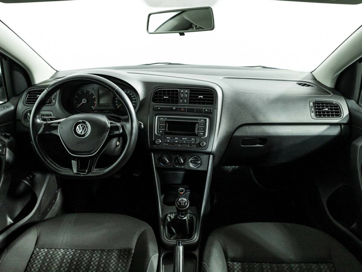 Volkswagen Polo 2015 года с пробегом. Фото: #12