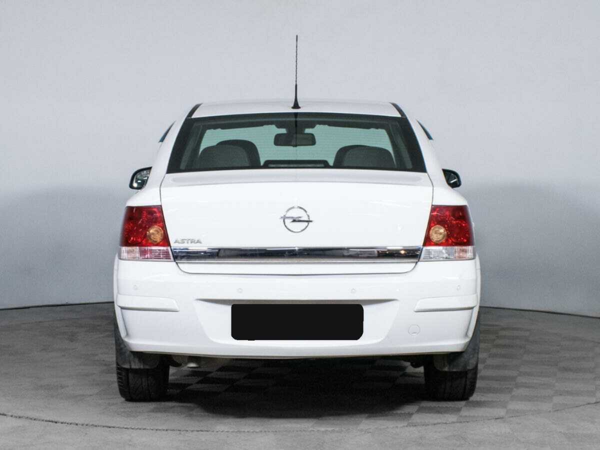 Opel Astra 2014 года с пробегом. Фото: #5