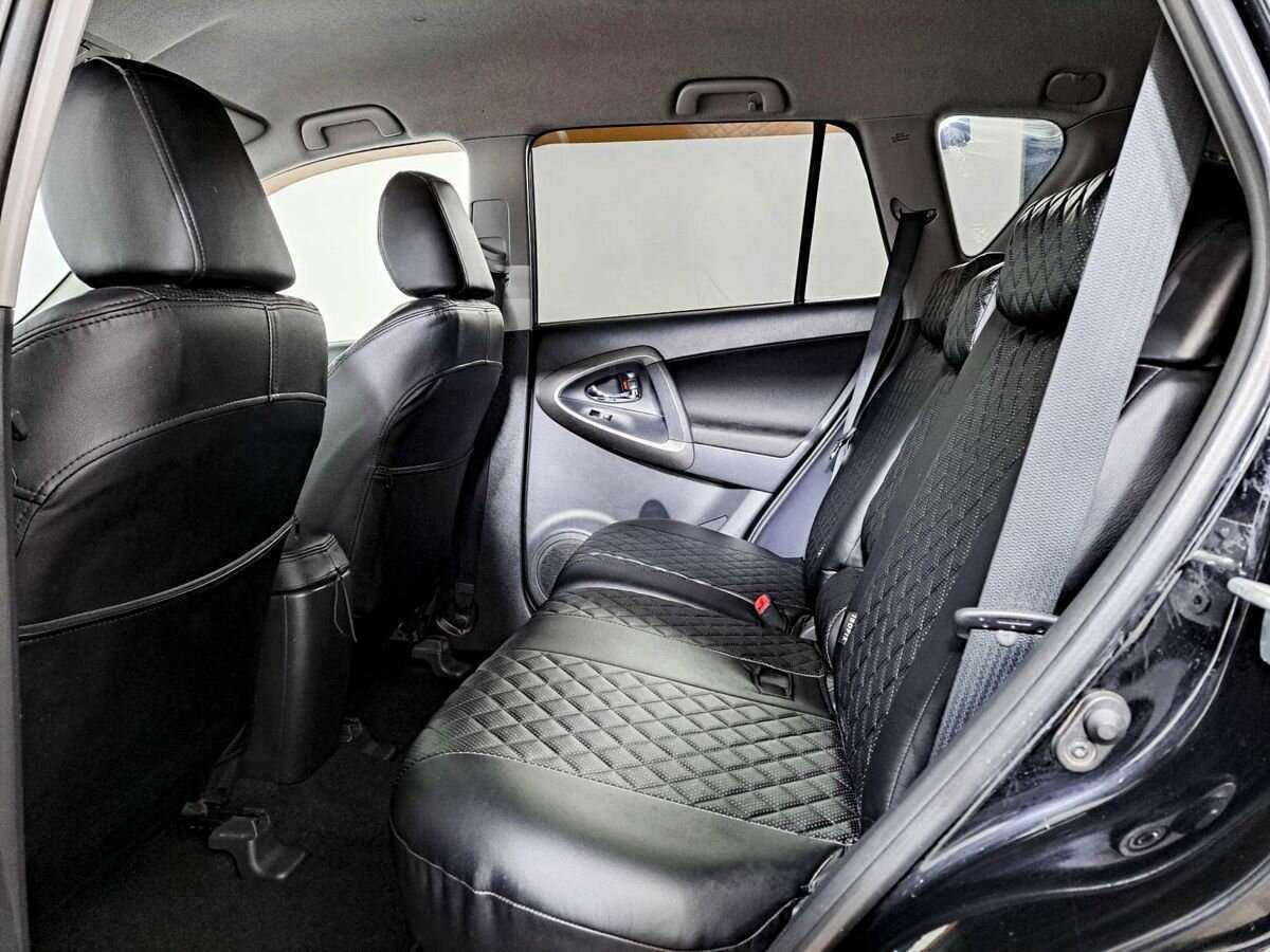 Toyota RAV4 2012 года с пробегом. Фото: #11