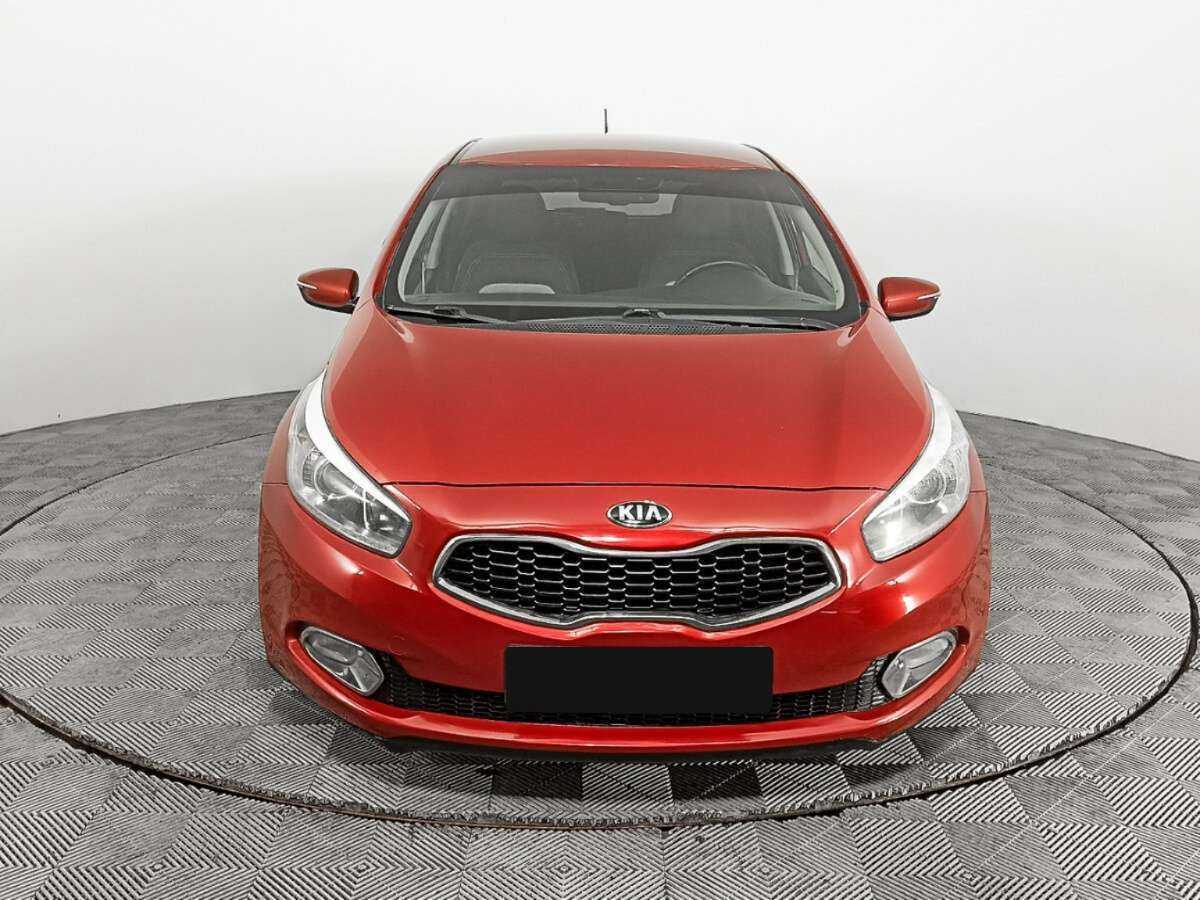 Kia Ceed 2014 года с пробегом. Фото: #1